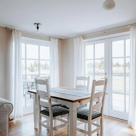 Holmiranna Holiday Homes Kungla