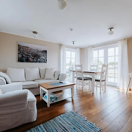 Holiday home Holmiranna Holiday Homes Kungla