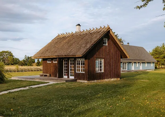 Puhkemaja Holmiranna Holiday Homes