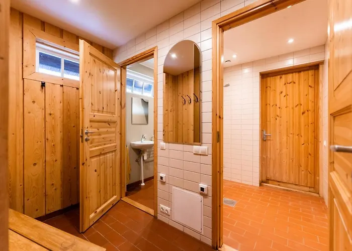 بيت للعطل Holmiranna Homes Kungla