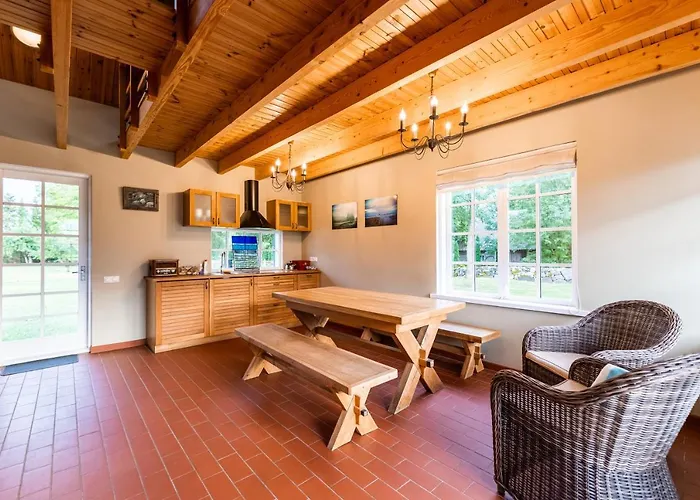 Holmiranna Holiday Homes * Kungla