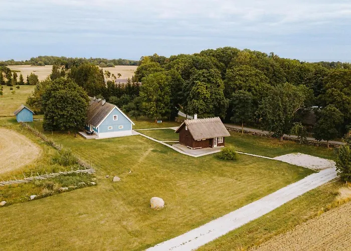 Holmiranna Homes بيت للعطل *